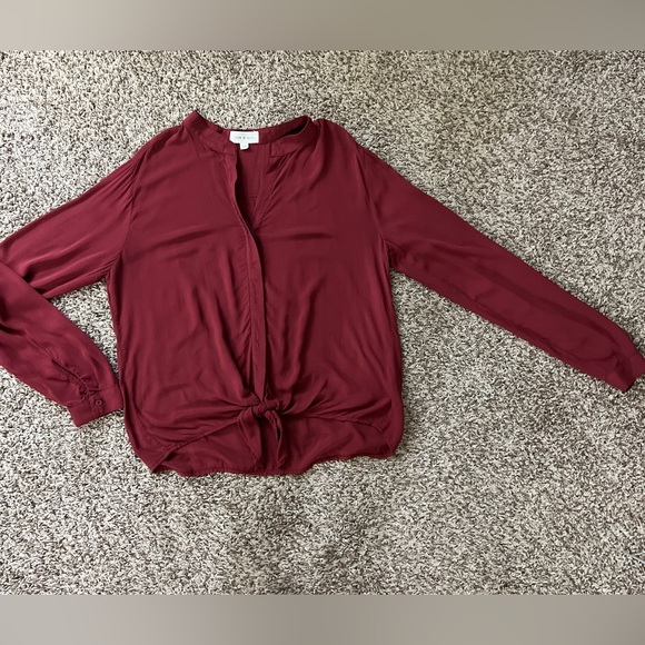 Cloth & Stone Women's Medium Wine Colored L/S Button Down Blouse with tie Front - Picture 3 of 11